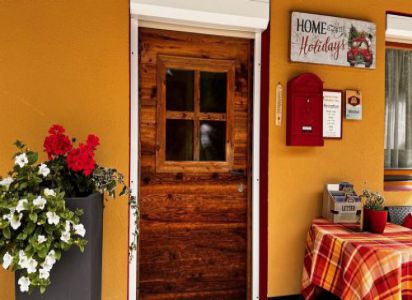 ea_Rosmarys_Chalet_1_1_